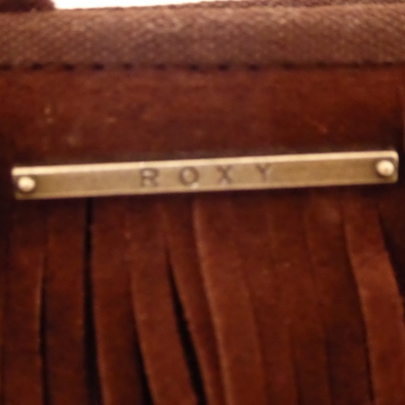 Roxy Fringed suede crossbody purse - Picture 2 of 3